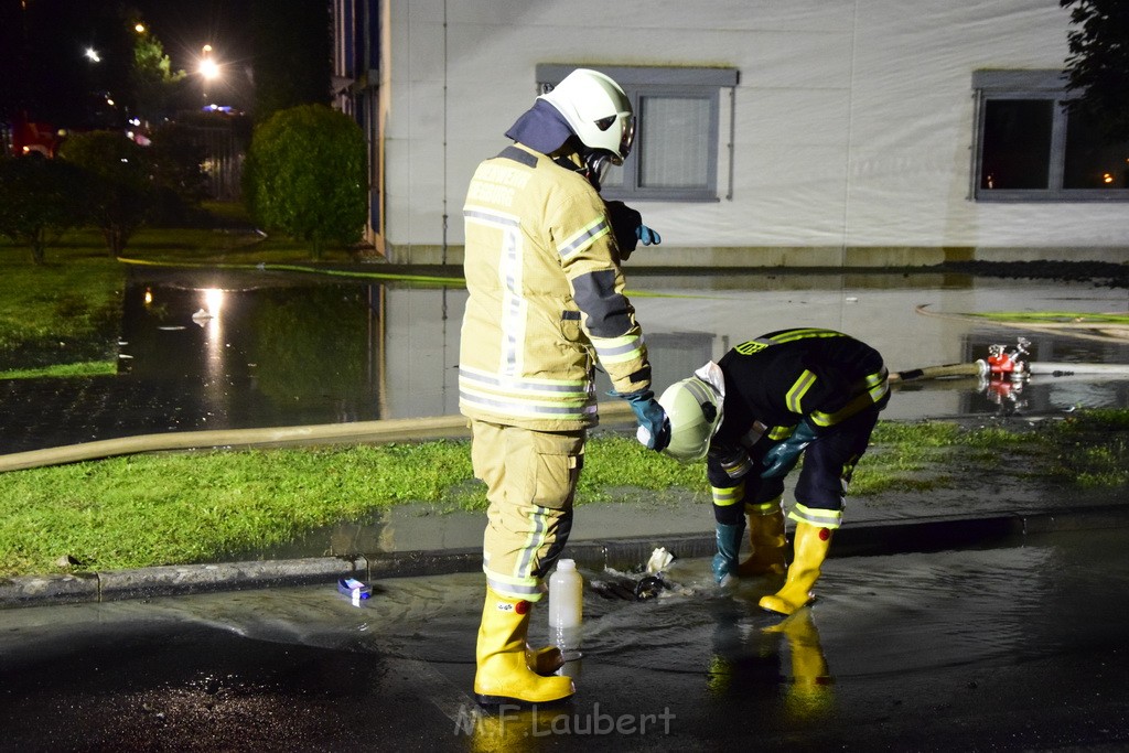 Grossbrand Halle Troisdorf Kriegsdorf Junkersring P714.JPG - Miklos Laubert